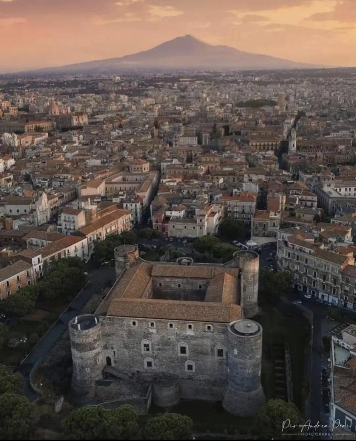 Amari Home Catania Bagian luar foto